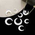 Different Drill Way Sea Shell Mother of Pearl Crescent Shape Moon Shell Horn Pendant Charm for Fashion Jewelry Making DIY