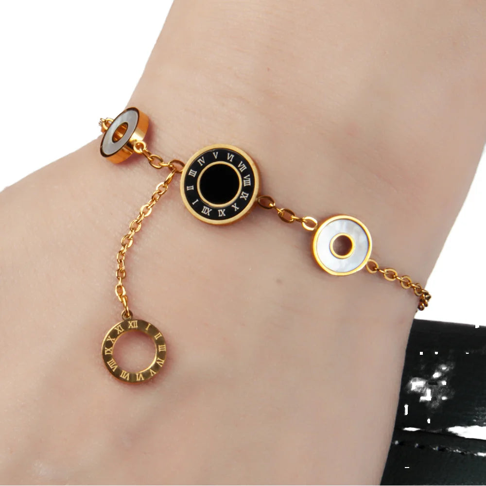Wholesale Creative Design Gold Plated Stainless Steel Bracelet for Women Trendy Roman Numeral Style Wedding Gift Accessory
