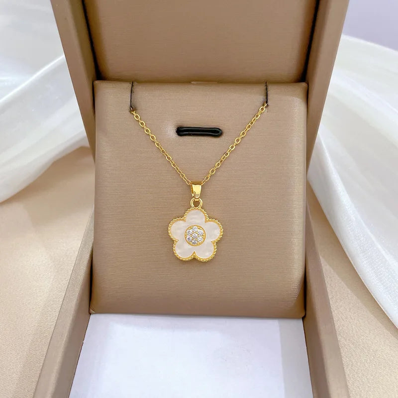 Collar De Flores Stainless Steel Simple Pendant Valentine's Day Gift Zircon Flower Necklace Diamond Gold Plated Flower Necklace