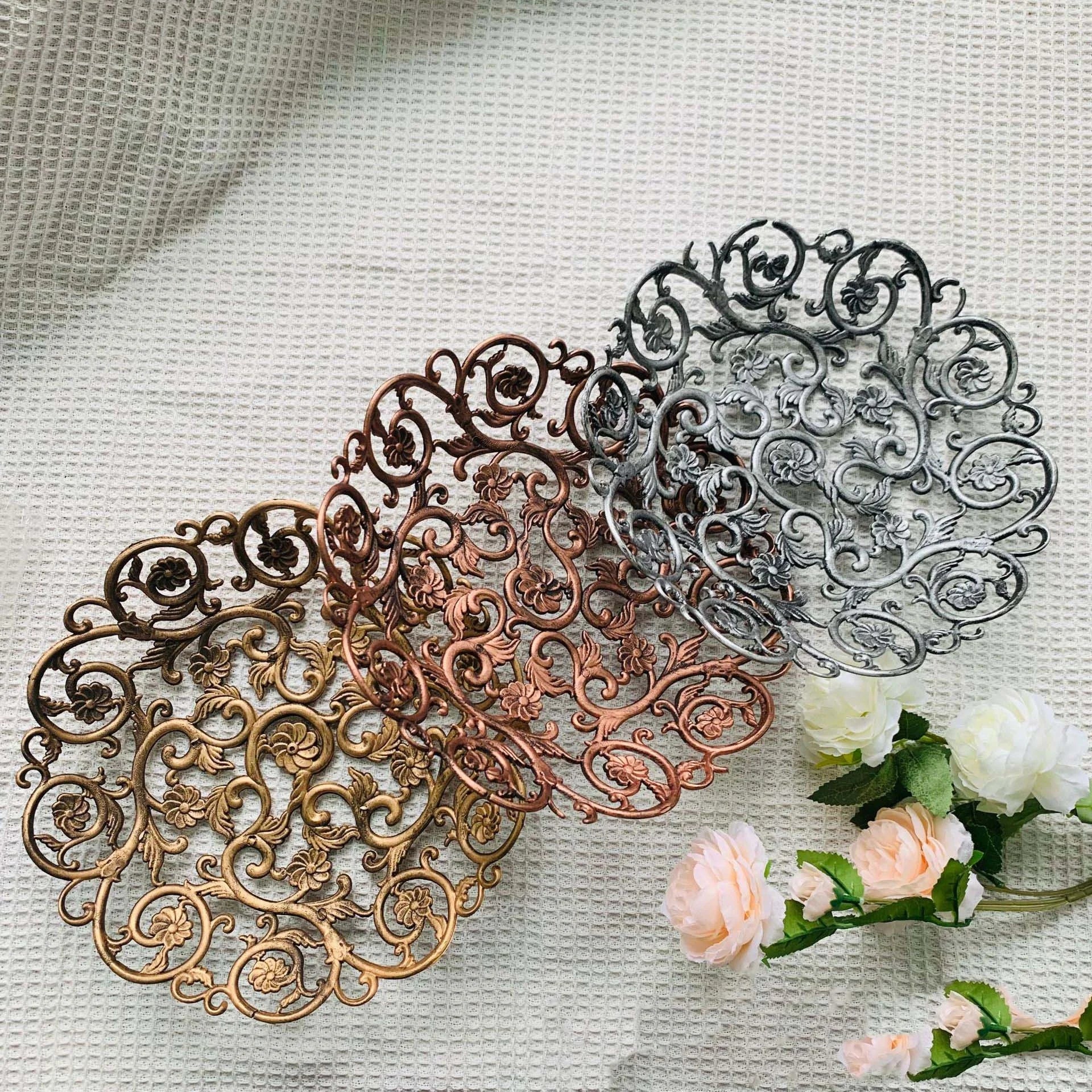 Gold Silver Bronze Irregular Edges Double Plating Hollow Plate Distressed Fruit Dish Bowl Tray Decorative Charger Plates