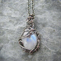 SC New Arrival Silver Plated Moonstone Necklace Retro Leaf Necklace Wholesale Sparkly Shiny Moonstone Pendant Necklace