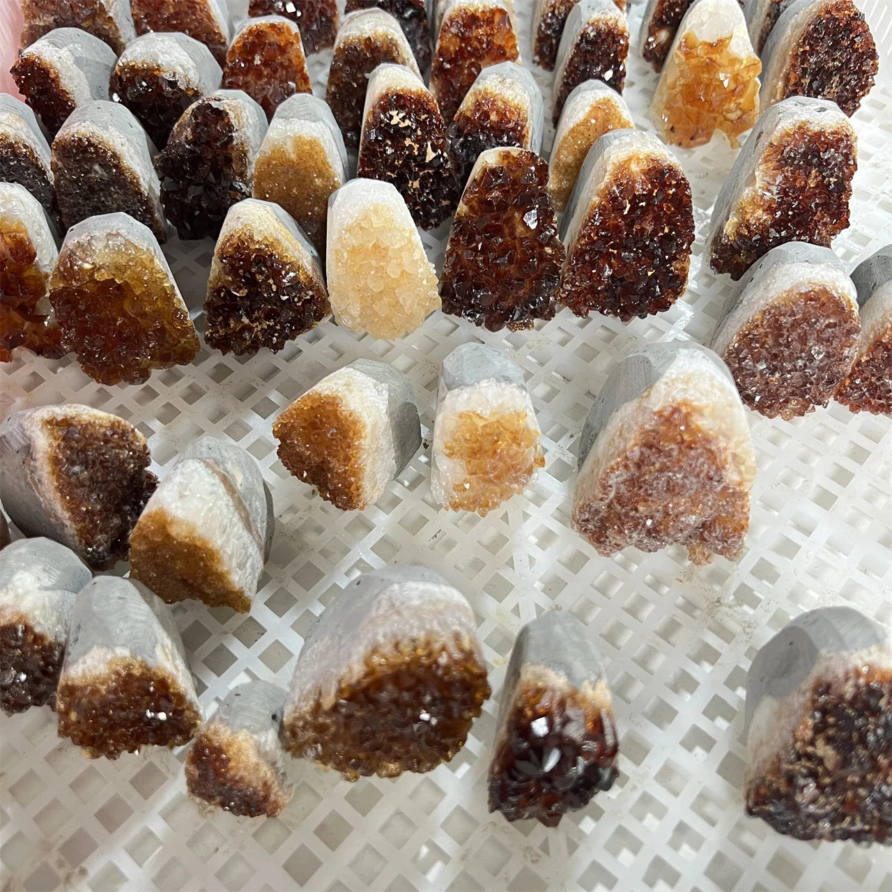 Natural Healing Crystals Quartz  Cluster Raw Stones Small Citrine Cluster Geode for Ornaments
