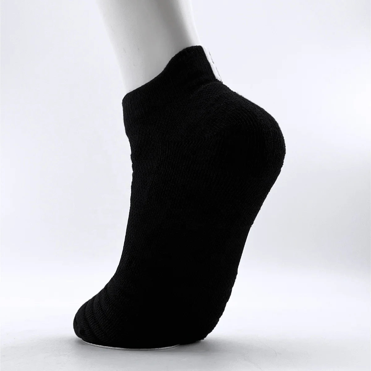 Factory Sales Running Basketball Solid Sports Socks Ankle Terry Men Black Socks