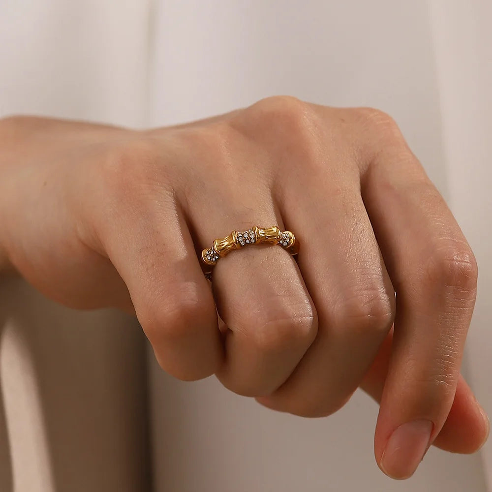 Stainless Steel PVD 18K Gold Plated Dainty Bamboo Uneven Design White Diamond Rings Jewelry for Women