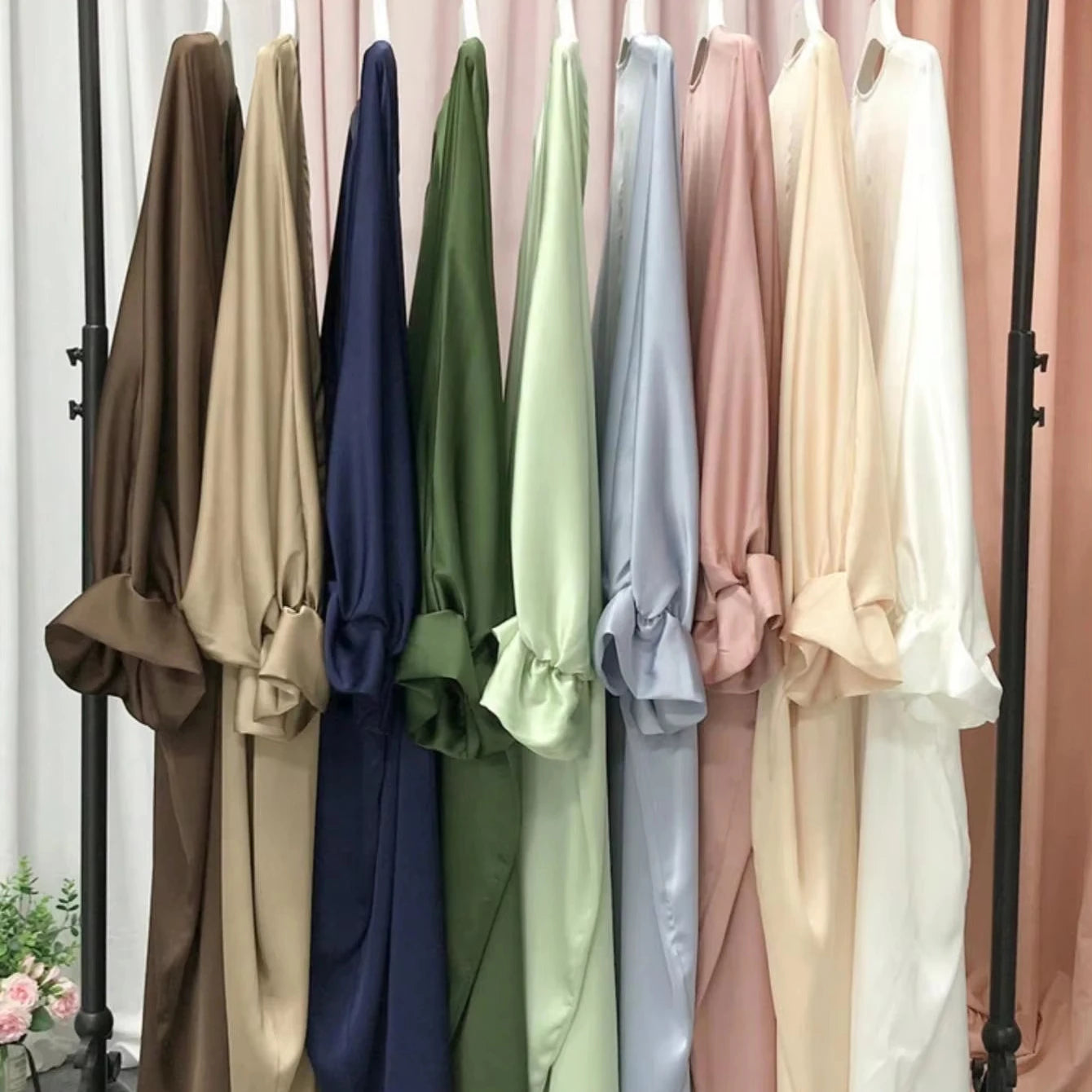 Yuxi 2024 Wholesale Clothing Suppliers China Wide Open Plus Size Solid Color Abaya Outfits
