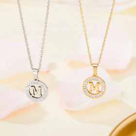 Hot Selling Titanium Steel 18k Gold Vacuum Electroplating Trend Zircon Circular Letter M Pendant Necklace