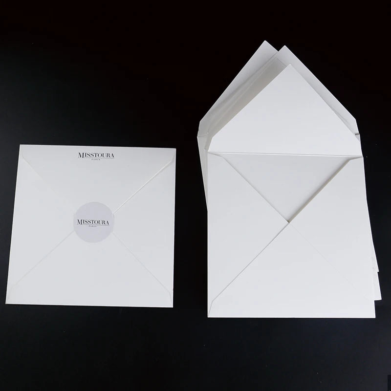 Custom Logo Printing Matte Lamination Business Wallet Envelope with Sticker Customized Size CMYK Color for Packaging
