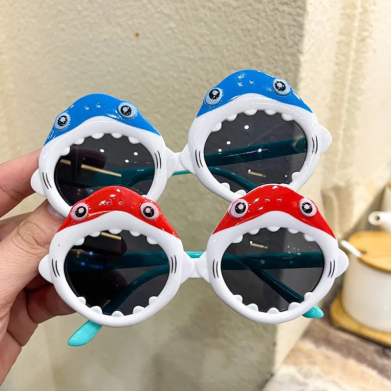 2023 New Fashion Wholesale Safety Children Cartoon Little Shark Sunglasses Toddler Sunglasses Anti Uv Shades Kids Sunglasses
