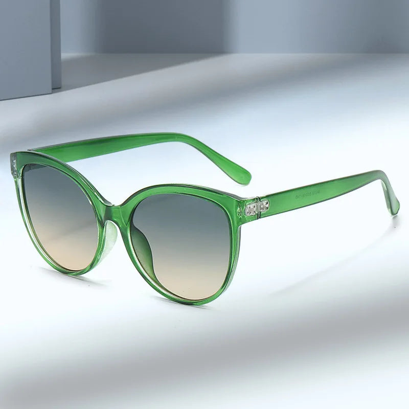2025 Ins Retro Trend Sunglasses New Fashionable Large Frame Cat Eye Candy Color UV400 Lenses PC Material