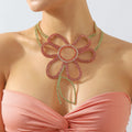 2023 New Arrival Fashion Jewelry Exaggerated Hollow Out Flower Pendant Necklace Daisy Flower Diamond Rhinestone Bridal Necklaces