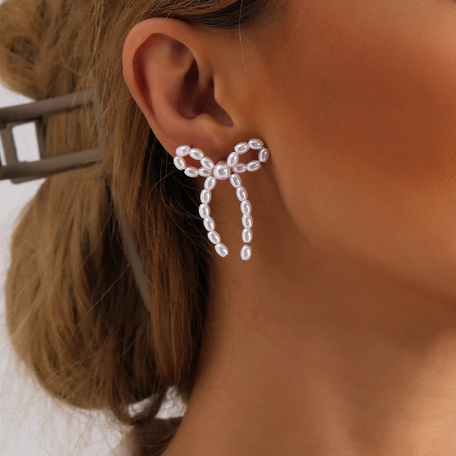 Cute Baroque Pearl Bow Knot Dangle Earrings Faux Pearl Bow Stud Earrings for Women Gifts