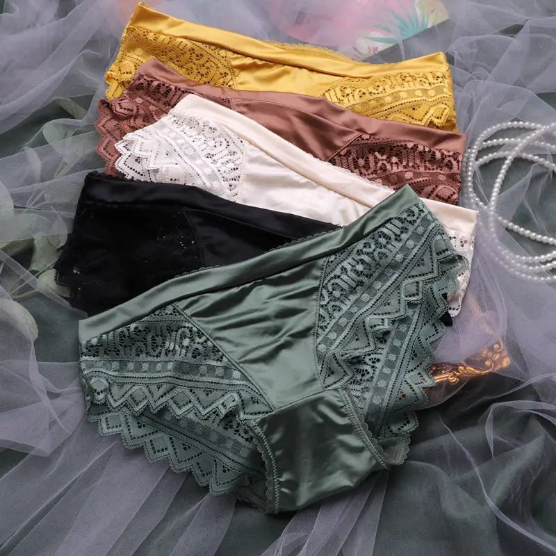 KK063 High-quality Satin Lace Mid-waist Sexy Ladies Underwear Hollowed Out Youthful Ladies Panties