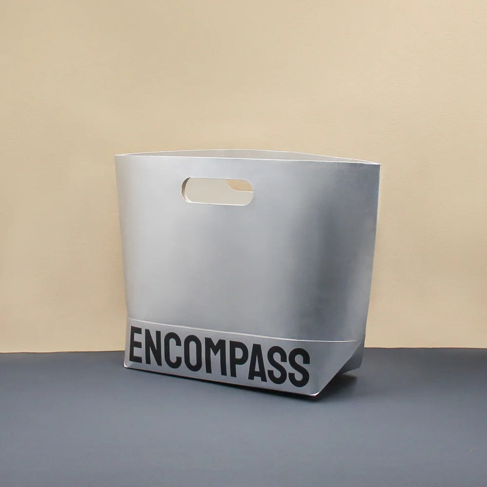 Custom Logo Die Cut Silver High Quality Clothing Bag Luxury Customized Printed Paper Gift Bags for Shoes