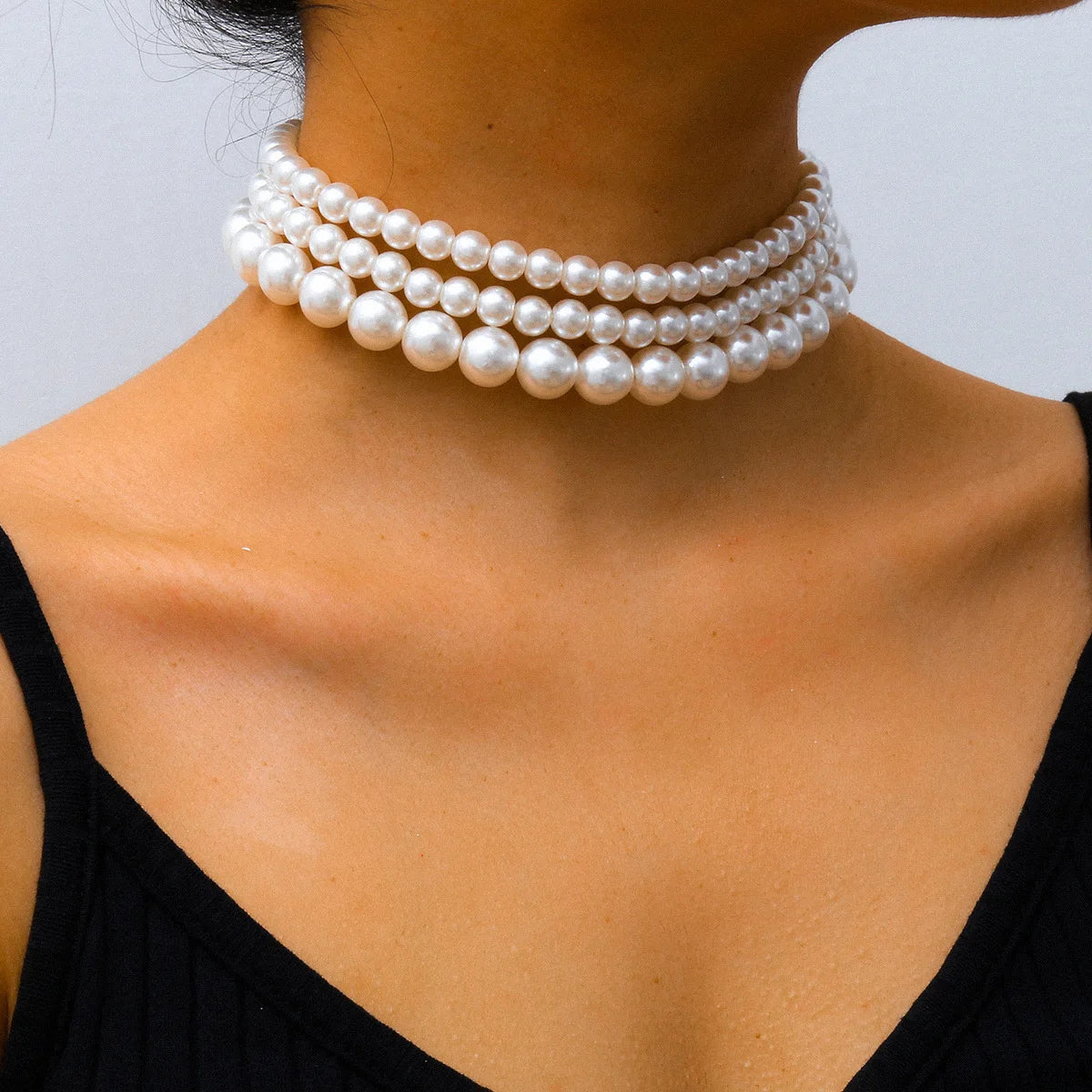 Wholesale Cheap Price Bohemian Multilayer White Pearl Necklace for Women Bride for Wedding and Party Engagement