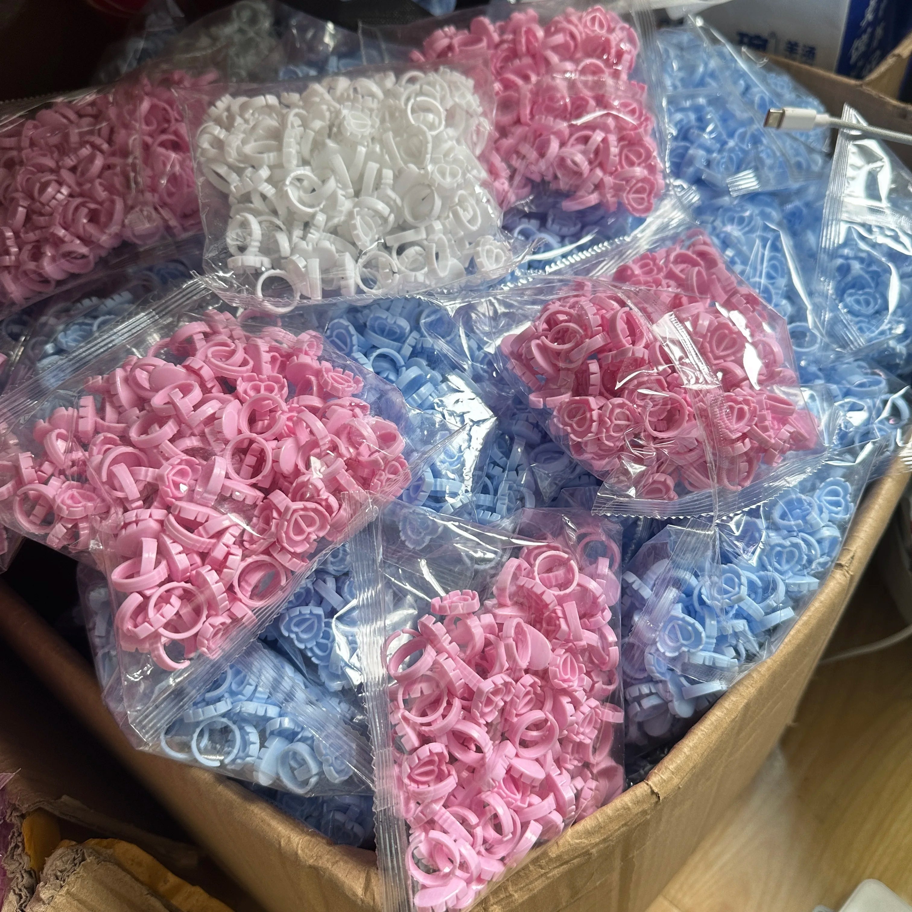 Heart Shape Plastic Eyelash Glue Ring Pink Lash Extension Blossom Cup Holder Disposable Glue Ring