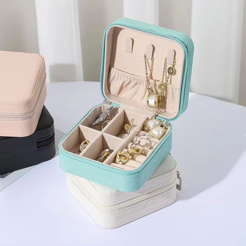 Custom Logo Small Travel Jewelry Box Lady PU Leather Zipper Closure Earrings Jewelry Storage Box Travel Jewelry Organizer