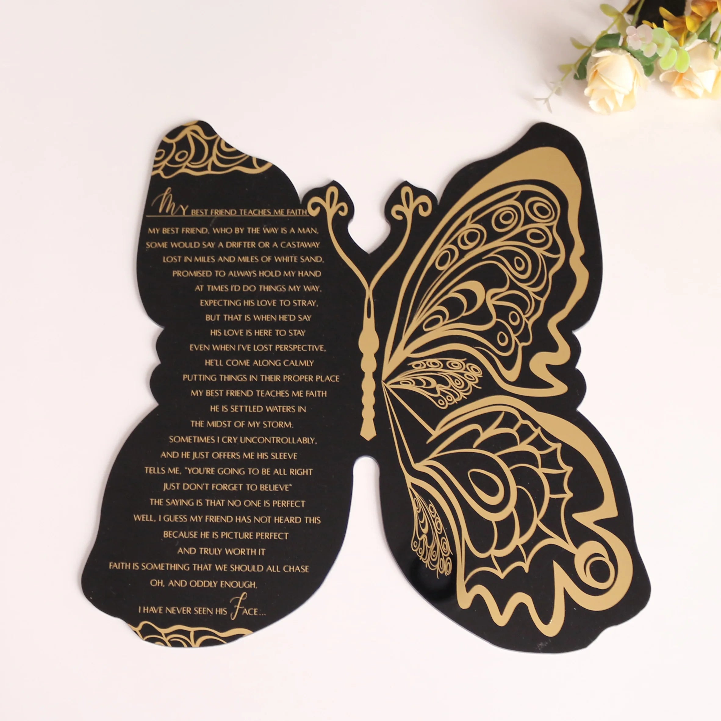 Delicate Butterfly Shaped Acrylic Cards Spanish Style Wedding Invitation Black Mirror Acrylic With One Foil Text