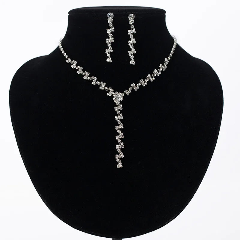 Elegant Diamond Crystal White Necklace and Earrings Set Full Drop Tassel Long Vintage Style for Bridal Weddings and Parties