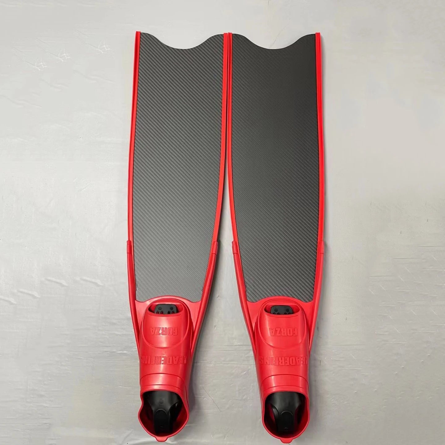 Professional Comfort Scuba Freedive Black Long Blade Carbon Fiber Fins for Adults Water Sports Swimming Spearfishing Snorkeling