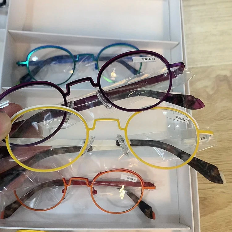8795 New Arrival Fashion Colorful Frame Trending Women's Small Glasses Oval Metal Frame for Men Retro Computer Eyeglasses