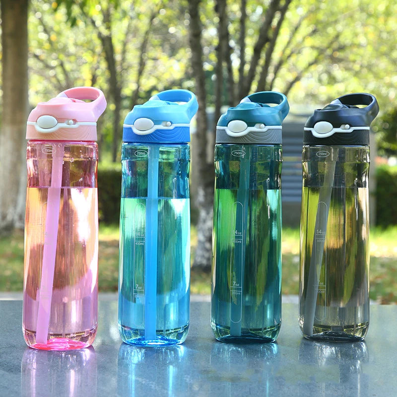 New Design 26oz BPA Free Tritan Plastic Drinking Cold Water Bottles Kids Flip Top Bottle with Straw
