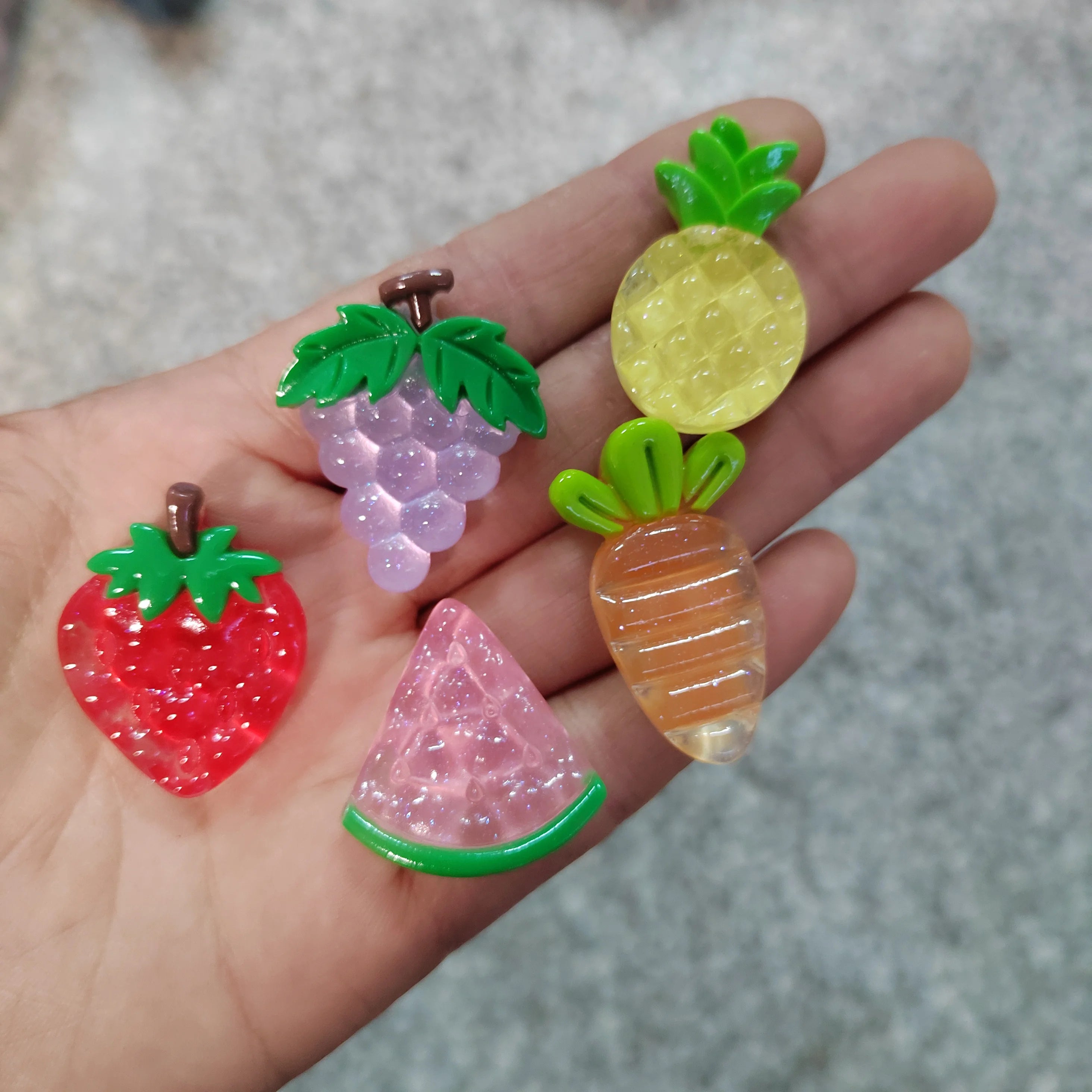 Glow in Dark Resin Fruit Jewelry Beads Luminous Flatback Strawberry Carrot Watermelon Pineapple Grape Cabochons for DIY Decor