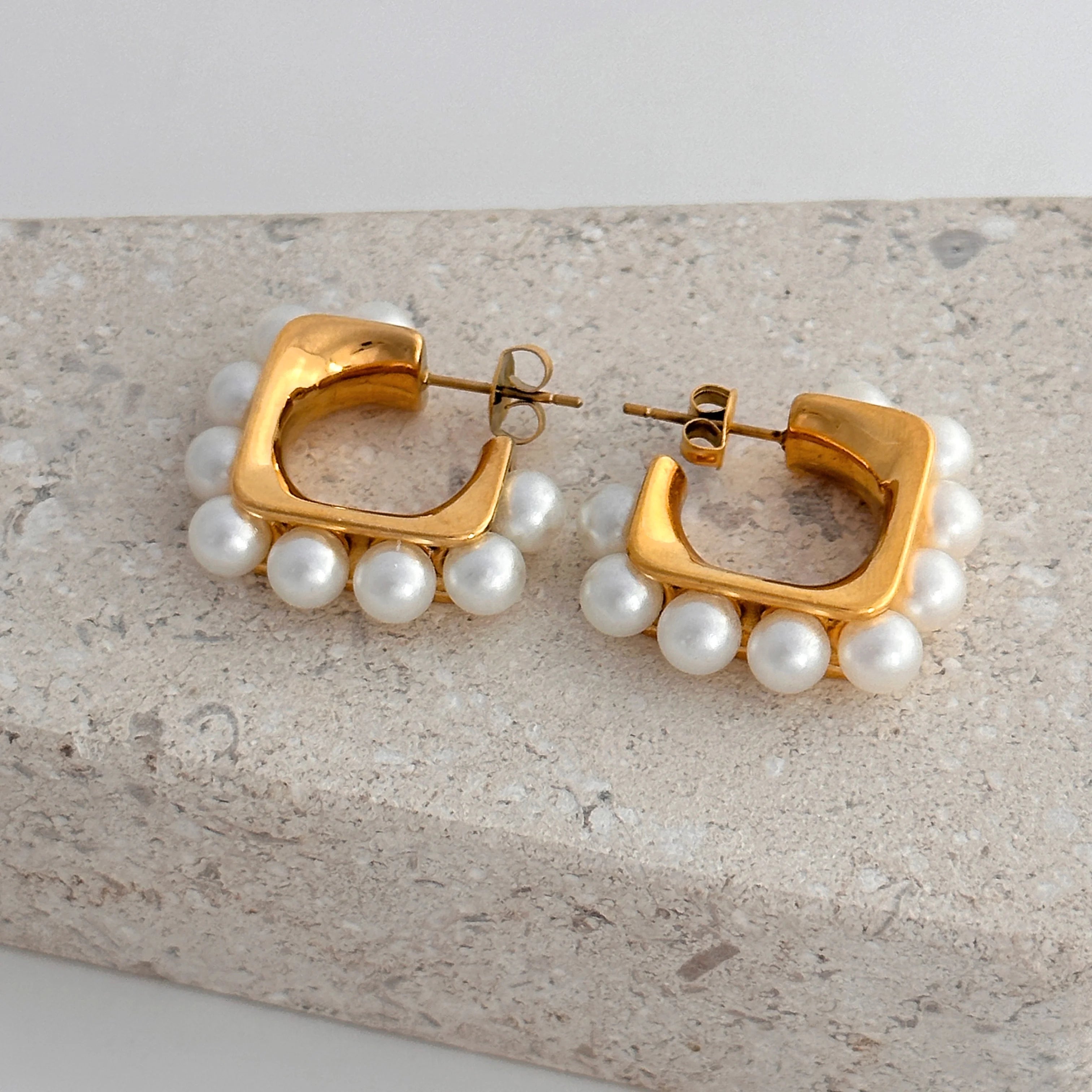Dazan Autumn Winter 18k Gold Plated Unique Hypoallergenic Stainless Steel Vintage Rococo Imitation Pearl Earrings for Women