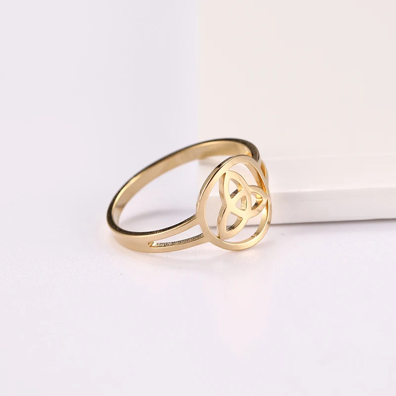 Viking Stainless Steel Irish Celtics Knot Rings Talisman Amulet Wedding Ring Gift for Women Vintage Men Ring Jewelry Accessories