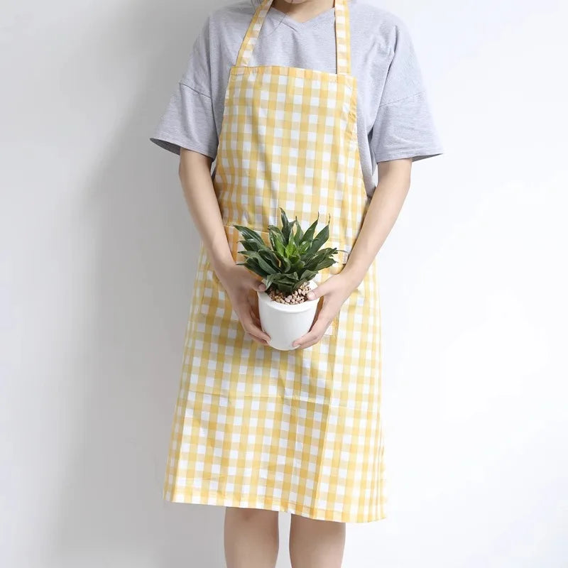 Hot Sale Polyester Waterproof Cross Back Tie Plaid Women Kitchen Apron with Pockets