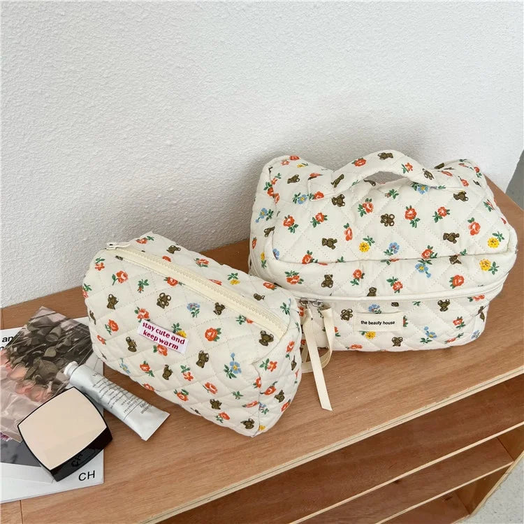 Wholesale Portable Travel for Toiletry Bag Set Custom Logo Cartoon Flower Cosmetic Organizer with Zipper Closure Three Piece Set