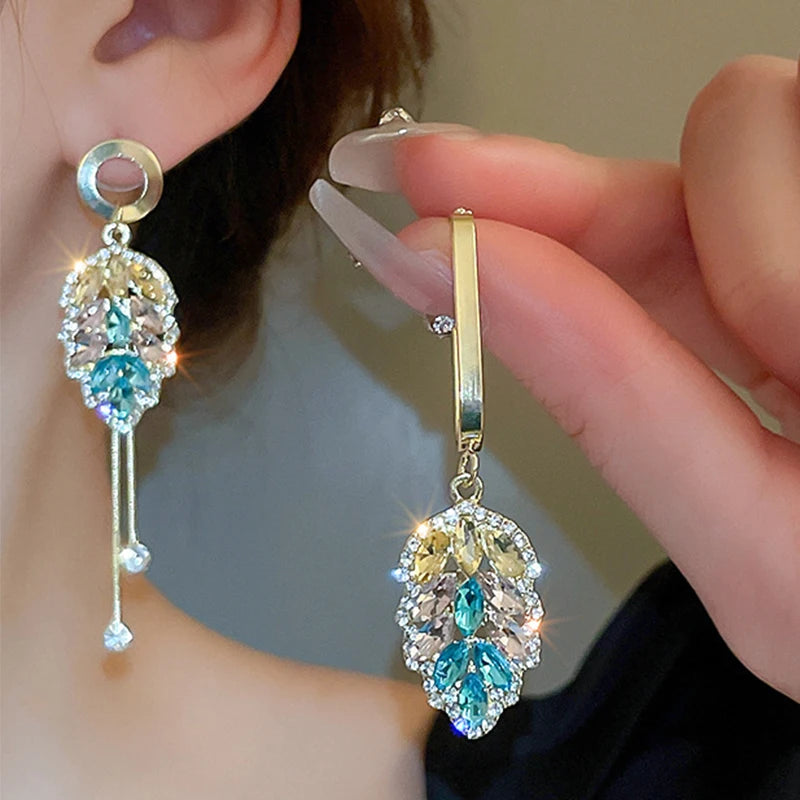 Asymmetric Diamond Inlaid Colorful Leaf Earrings Luxurious Temperament Long Tassel Earrings Fashionable and High-end Earrings