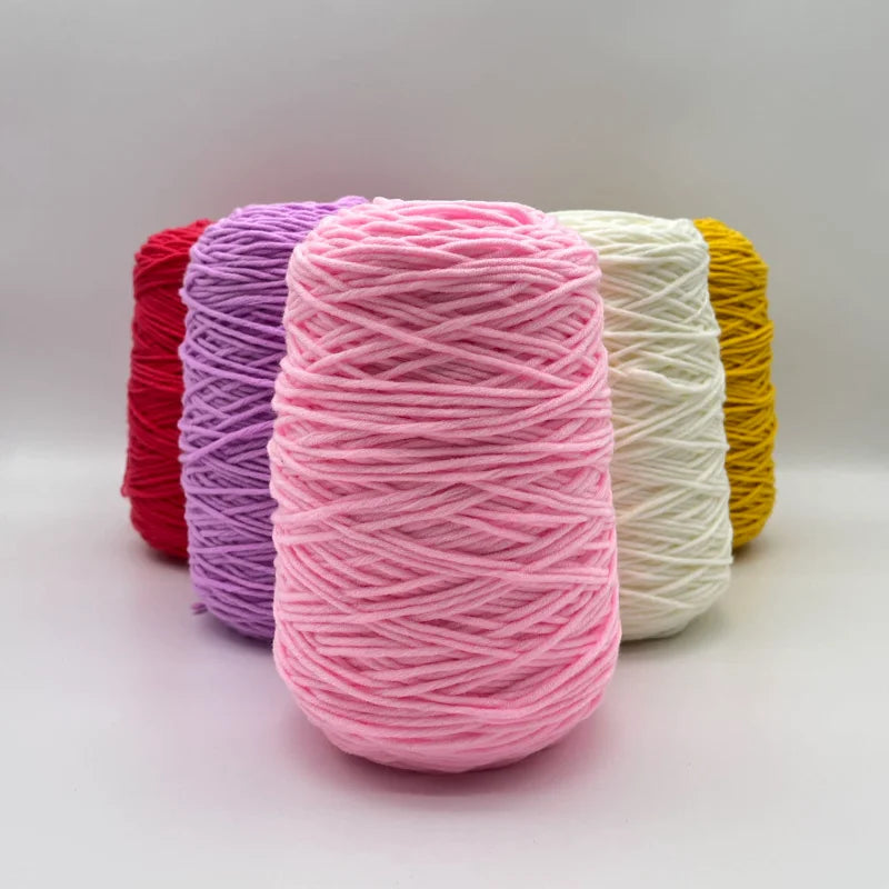 600g Rug Tufting Yarn Tufting Acrylic Yarn Milk Cotton Yarn 8 Ply Tufted Carpet
