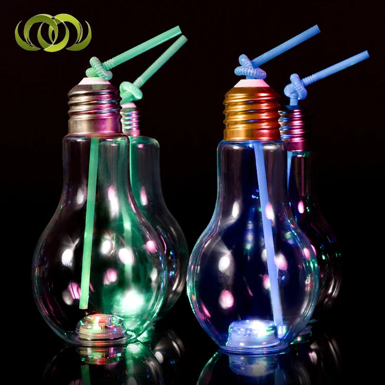 400ml Light Bulb Shaped PET Cups with Lid and Straw Plastic Cup in Unique Design