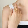 2022 Fashion New Stainless Steel 18K Gold Texture Light Luxury Personality Elegant Hand-made S-shaped Open Ring