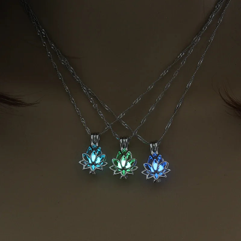 Fashion Luminous Lotus Jewelry Necklace Glowing Necklace Hollow Lotus Flower Shaped Pendant Necklace for Women