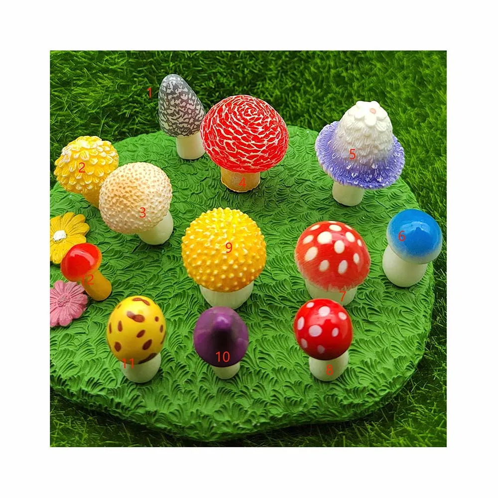 Simulation Cute Mushroom Resin Models Kawaii 3D Cabochons for Fairy Garden Gnome Word Accessories