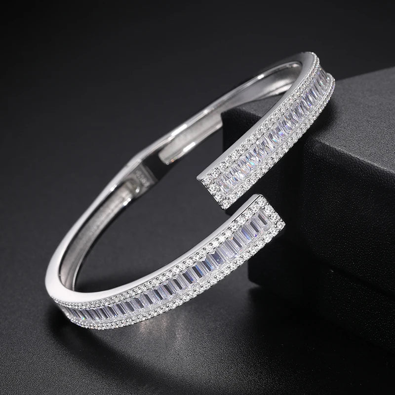 Factory Wholesale Hip Hop Jewelry Baguette Moissanite Bangle Bracelet 925 Solid Silver Iced Out Diamond Baguette Bracelets MegaBDM