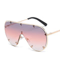 New Fashion Men and Women One Piece Large Frame Metal Personality Rivets Retro Trendy Frameless Large Frame Sunglasses for Girls