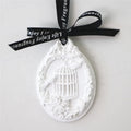 Factory Wholesale Wardrobe Air Freshener Hanging White Oval Scented Ceramic Aroma Flower Porcelain Essential Oil Diffuser