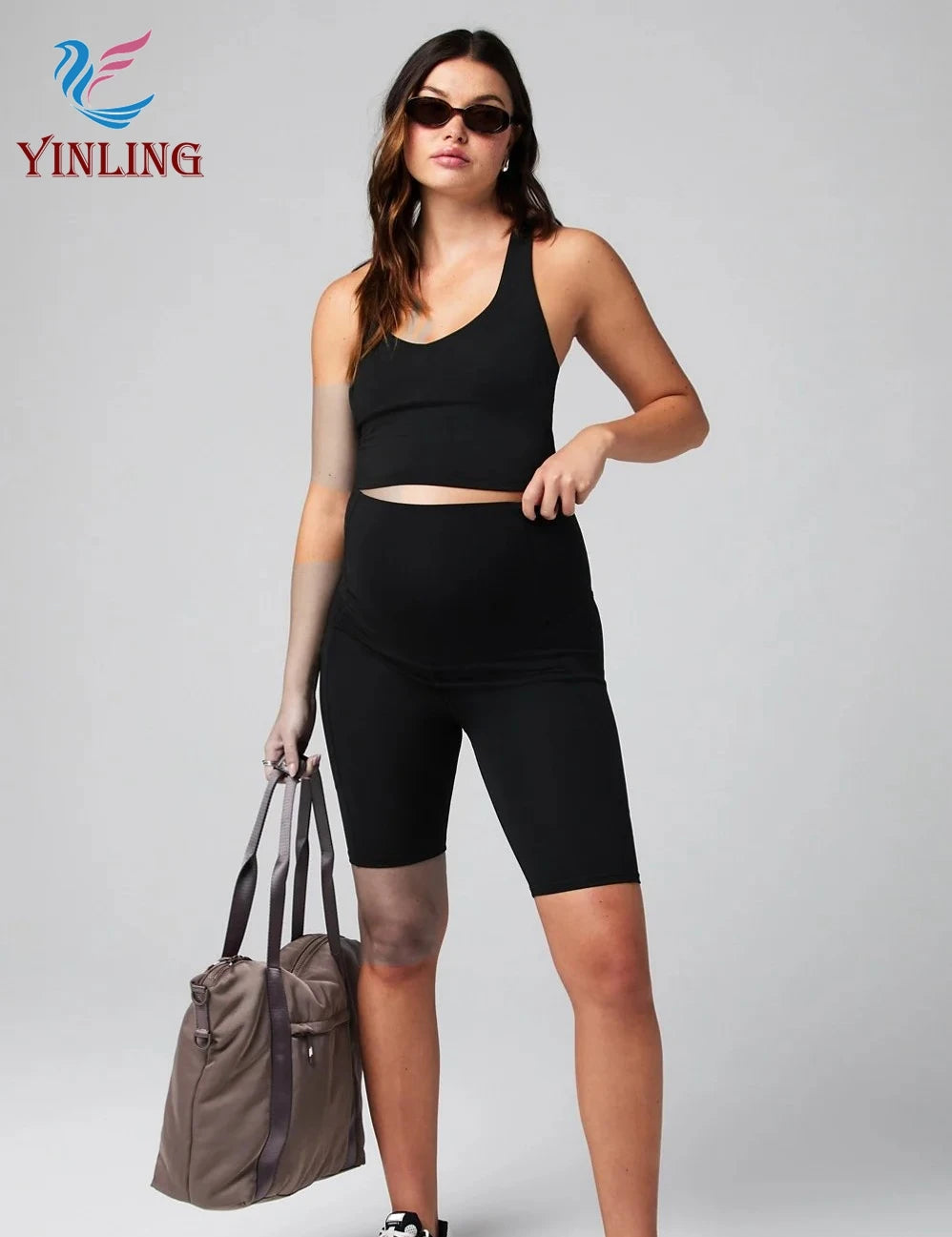 High Quality Customizable Women's 2-Piece Yoga Set Factory-Seamless Sports Bra Leggings Plus Size Breathable Lightweight Solid