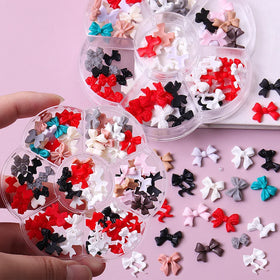 Hot Sale New Nail Art Accessories Mixed 3D 7 Grids Pack Cartoon Butterfly Bow Bear Resin Nail Art Charms