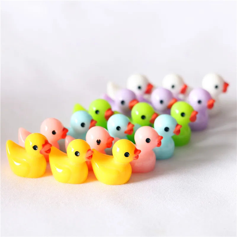 Cute Yellow Duck Miniature Figurine Ornaments Micro Landscape Decoration Accessories Simulated Animal Resin Charms Crafts