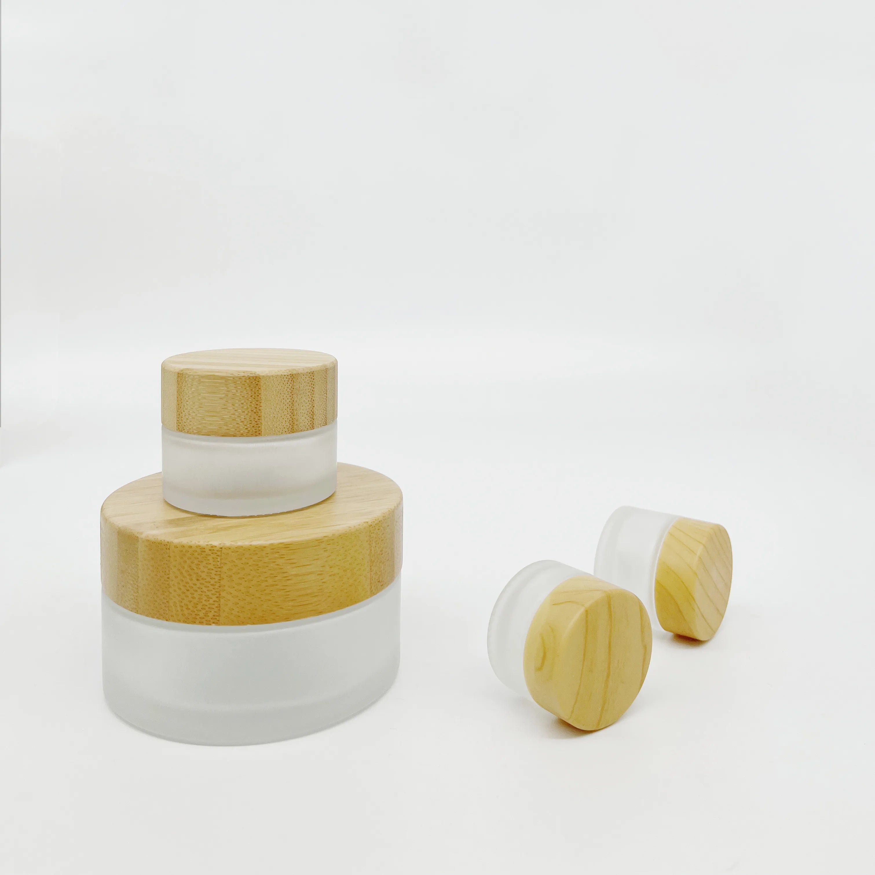 Free Sample Bulk Wholesale OEM Eco-friendly Acrylic Cosmetics Bamboo Bottle 15ml 30ml 50ml 100ml Bamboo Lotion Pump Spray Bottle