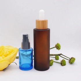 Flat Shoulder 100ml 1oz Blue 2oz Amber Glass Dropper Bottle with Dark Texture Wooden Push Button Dropper