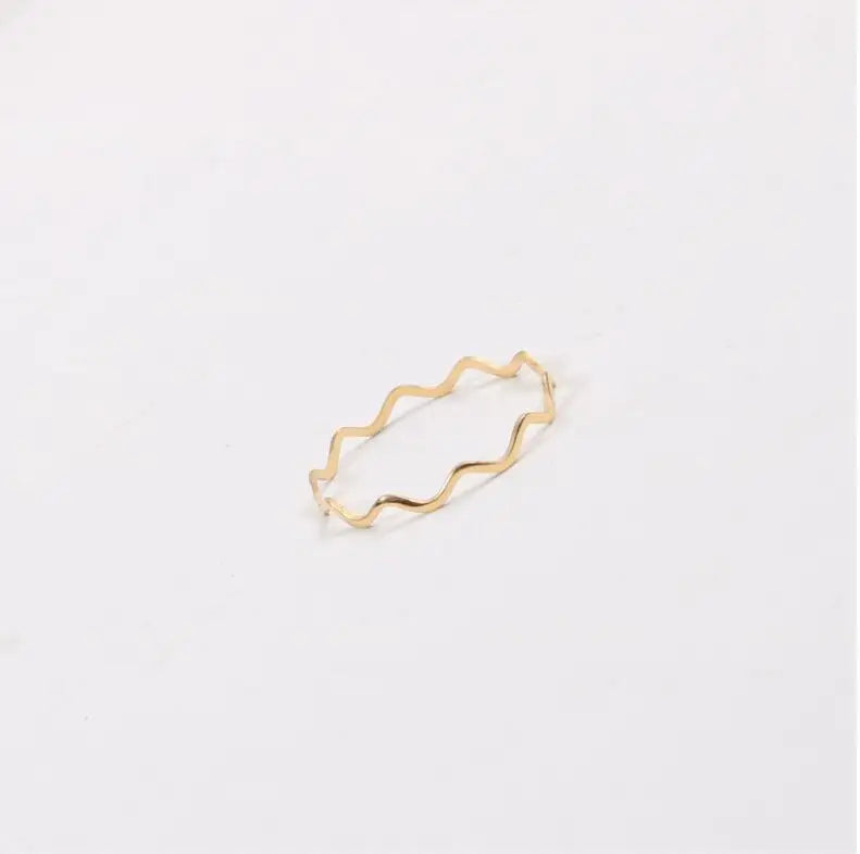 Modern Dainty Stainless Steel Wave Ring Gold Plated Skinny Thin Wiggle Ring Stackable Zig Zag Design