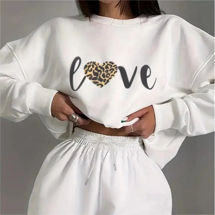 2024 Women's Printed Patterned Round Neck Long Sleeve Loose Pullover Sweatshirt With Pocket Two Piece Hoodie Shorts Set