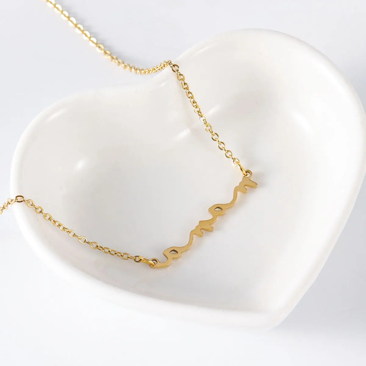 Stainless Steel MaMa Letter Pendant Collarbone Necklace Fashion Hypoallergenic Necklace Best Gift for Mother's Day