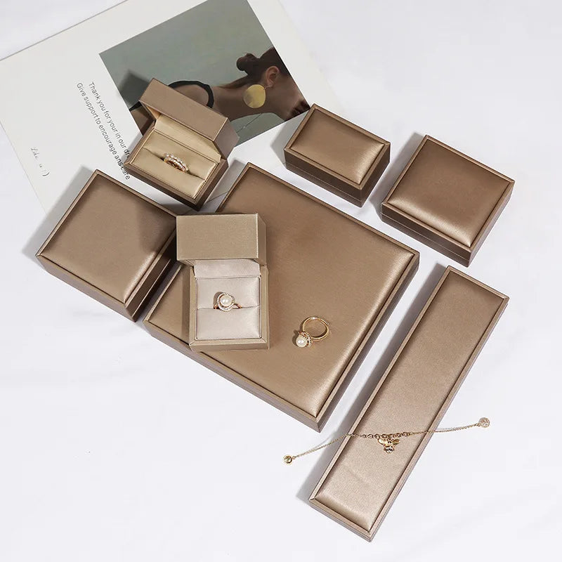Luxury Fashion Retro Gold Color Jewelry Package Box Ring Necklace Jewellery Box PU Leather Jewelry Gift Packaging Set Boxes