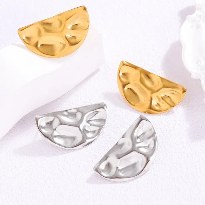 Wholesale Gold Plated Stainless Steel Moon Stud Earrings for Women