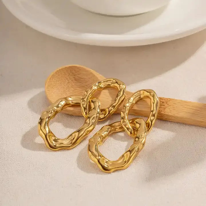 Geometric Stainless Steel 18k Gold Plated Hammered Texture Twisted Double Circle Huggie Hoop Earrings for Women